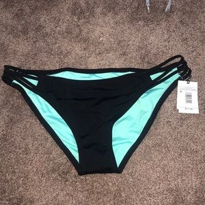 BLACK BIKINI BOTTOM